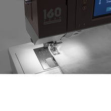 Charger l'image dans la galerie, PFAFF Ambition 635