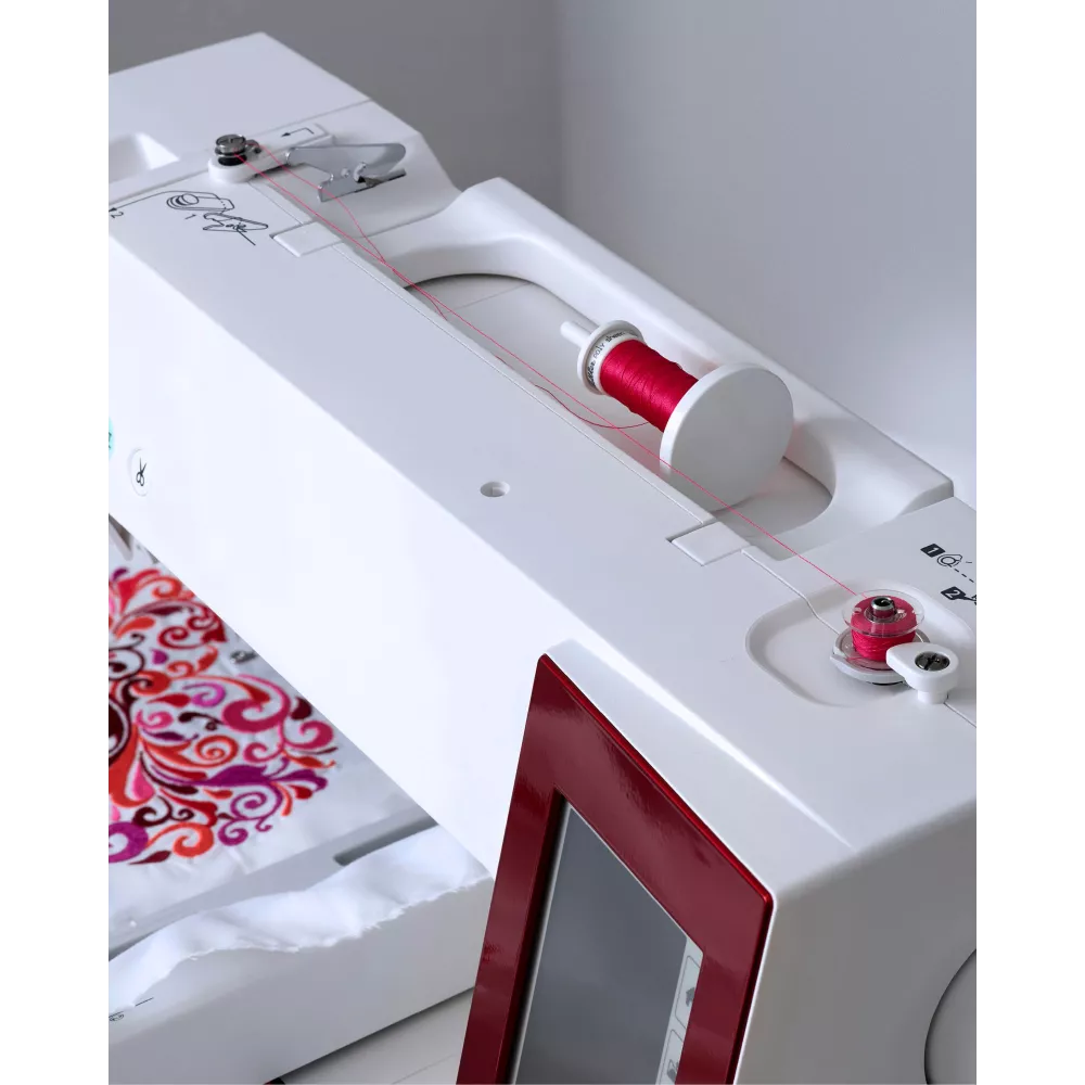 elna eXpressive 830L Creative Edition