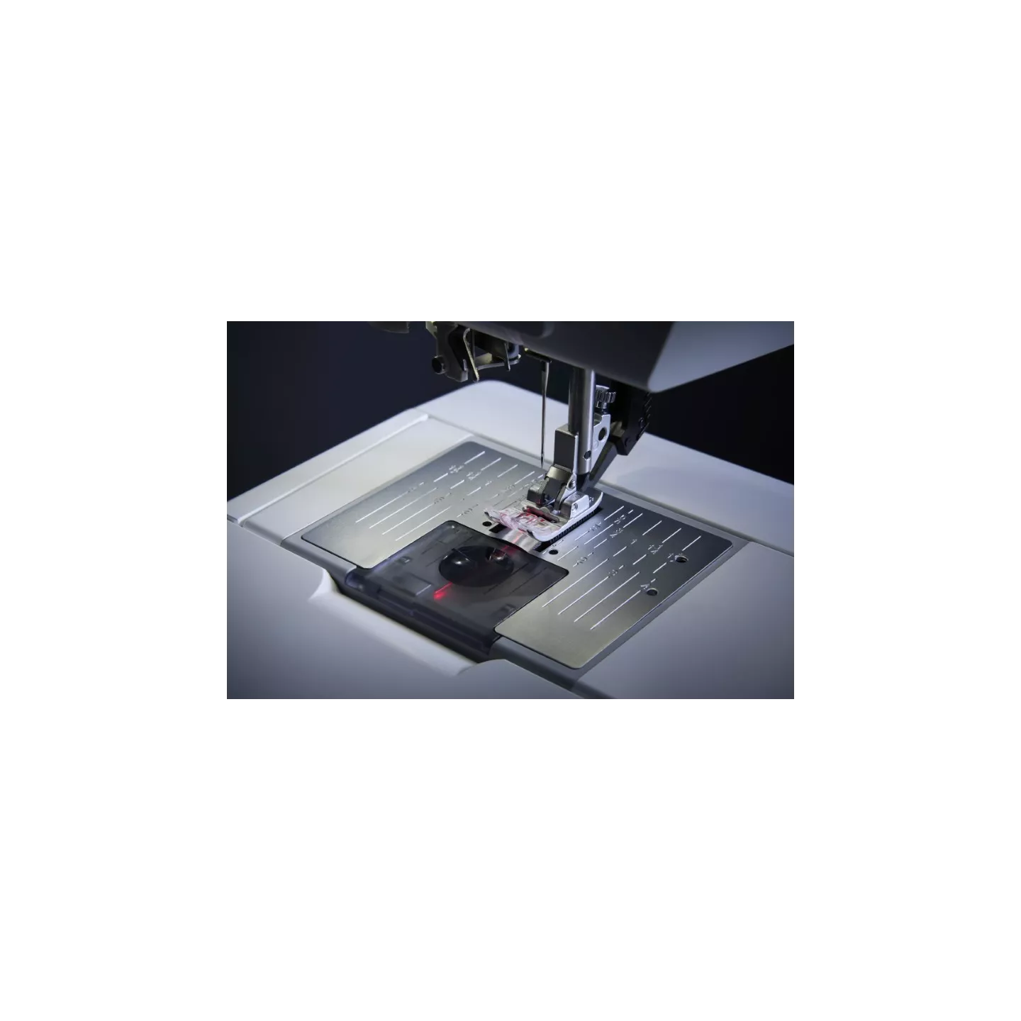 Pfaff Expression 725