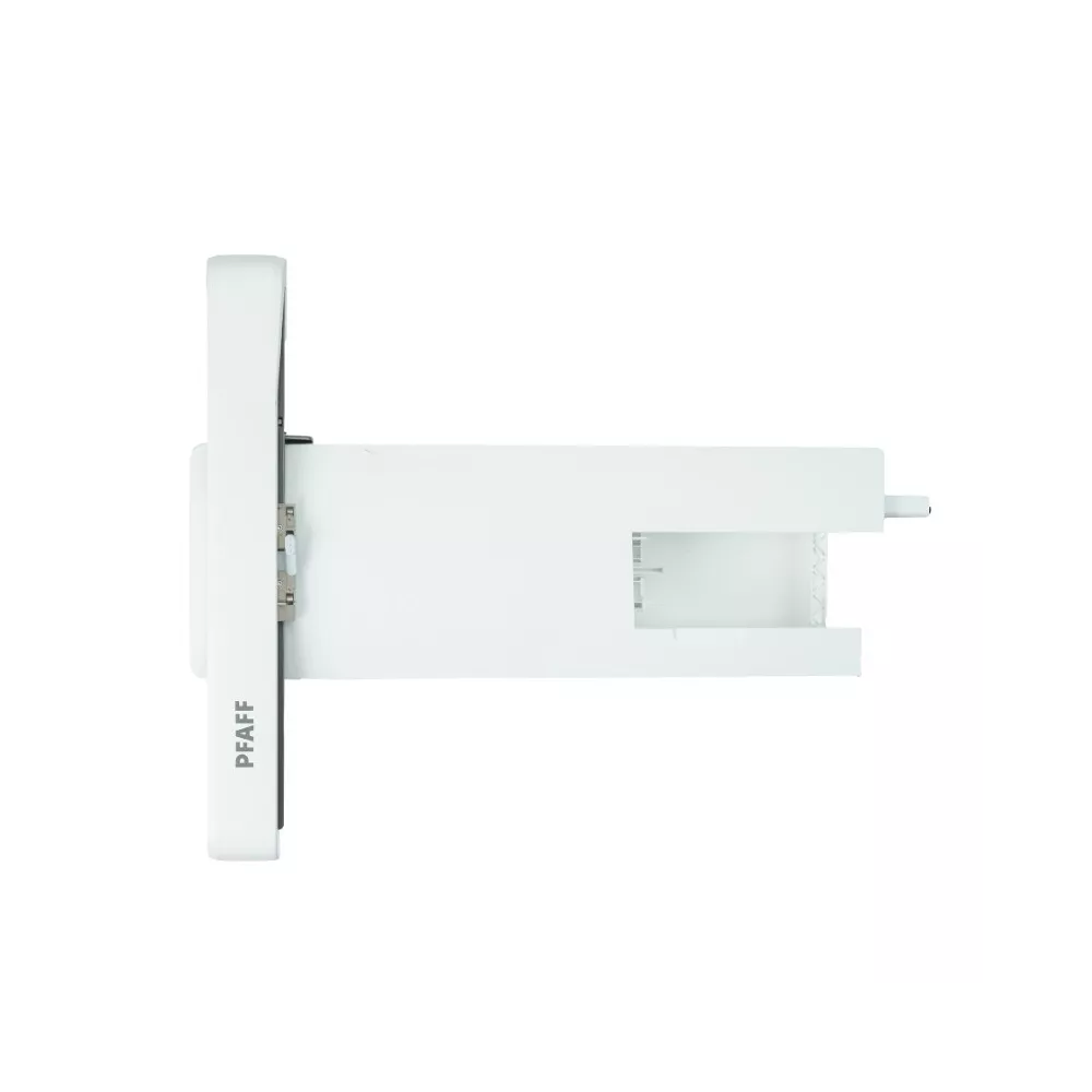 Pfaff Creative Elevate 680