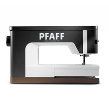 Charger l&#39;image dans la galerie, PFAFF Creative Expression 750
