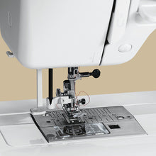 Charger l&#39;image dans la galerie, elna 3210 Designed for jeans
