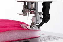 Charger l&#39;image dans la galerie, PFAFF Quilt Ambition 635
