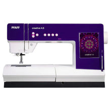 Charger l&#39;image dans la galerie, PFAFF Creative 4.5, grand module broderie
